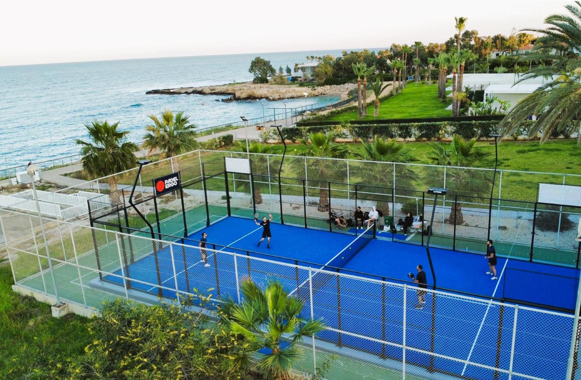 Lucile - Coralli Beachfront Apartment 帕拉利米尼 外观 照片